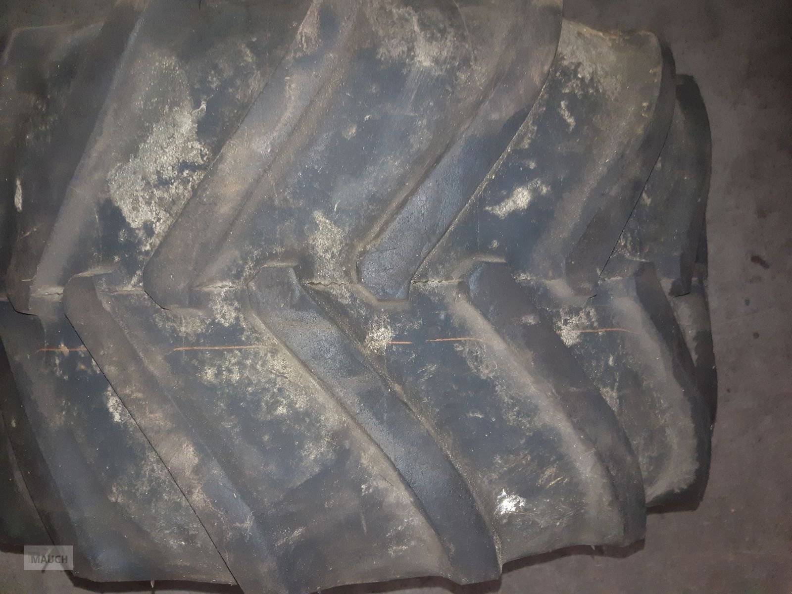 Rad типа Sonstige 1x 31x 15.50-15 NHS BKT TR 315, Gebrauchtmaschine в Burgkirchen (Фотография 1)