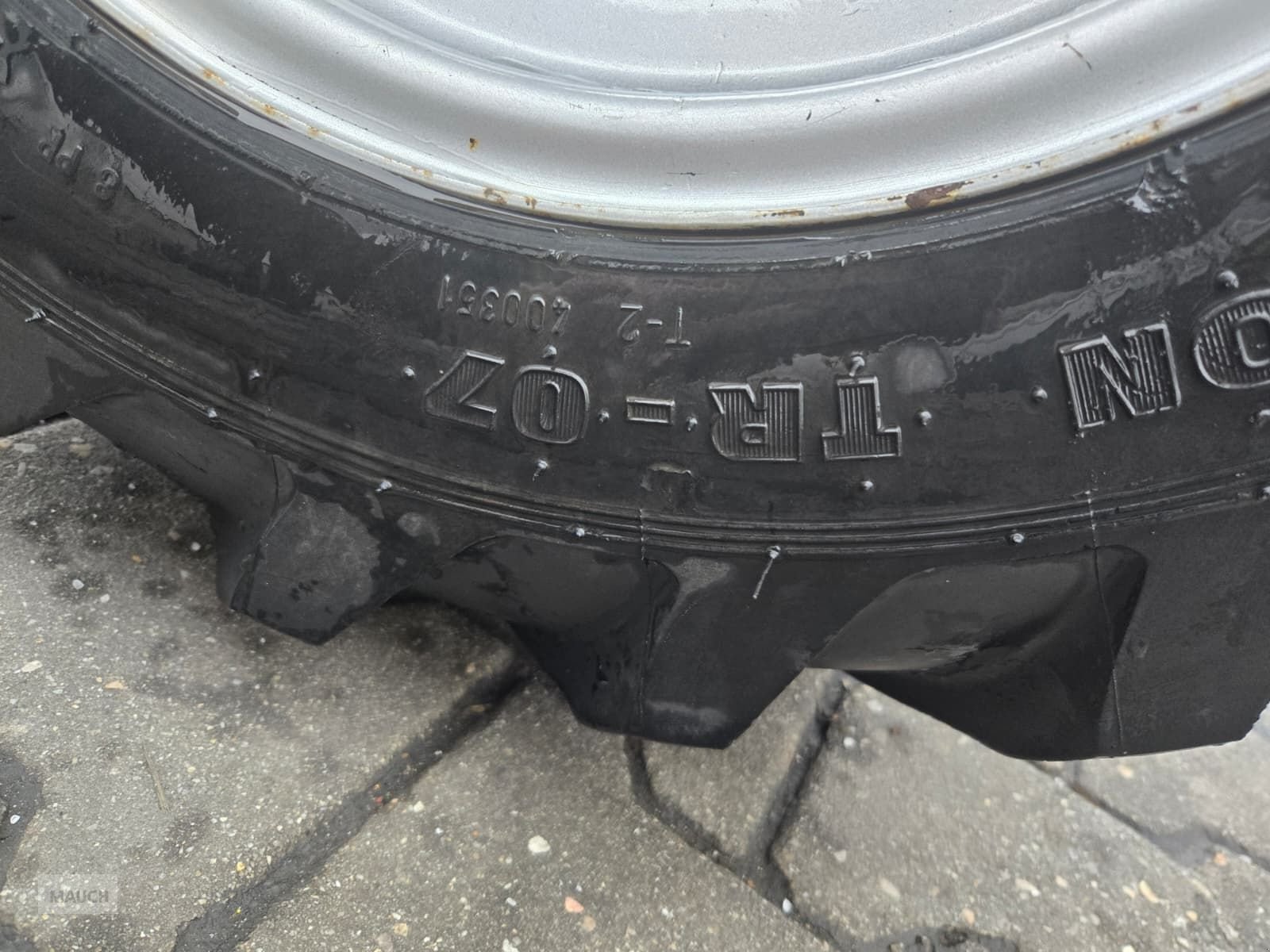 Rad tip Sonstige 1x 31x15.50-15 AS Mitas Komplettrad, Gebrauchtmaschine in Burgkirchen (Poză 2)