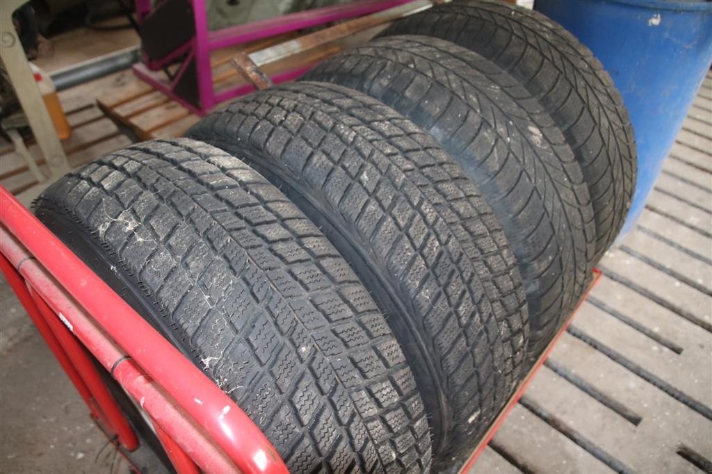 Rad des Typs Sonstige 235/65R 17  Volvo hjul, Gebrauchtmaschine in Høng (Bild 2)