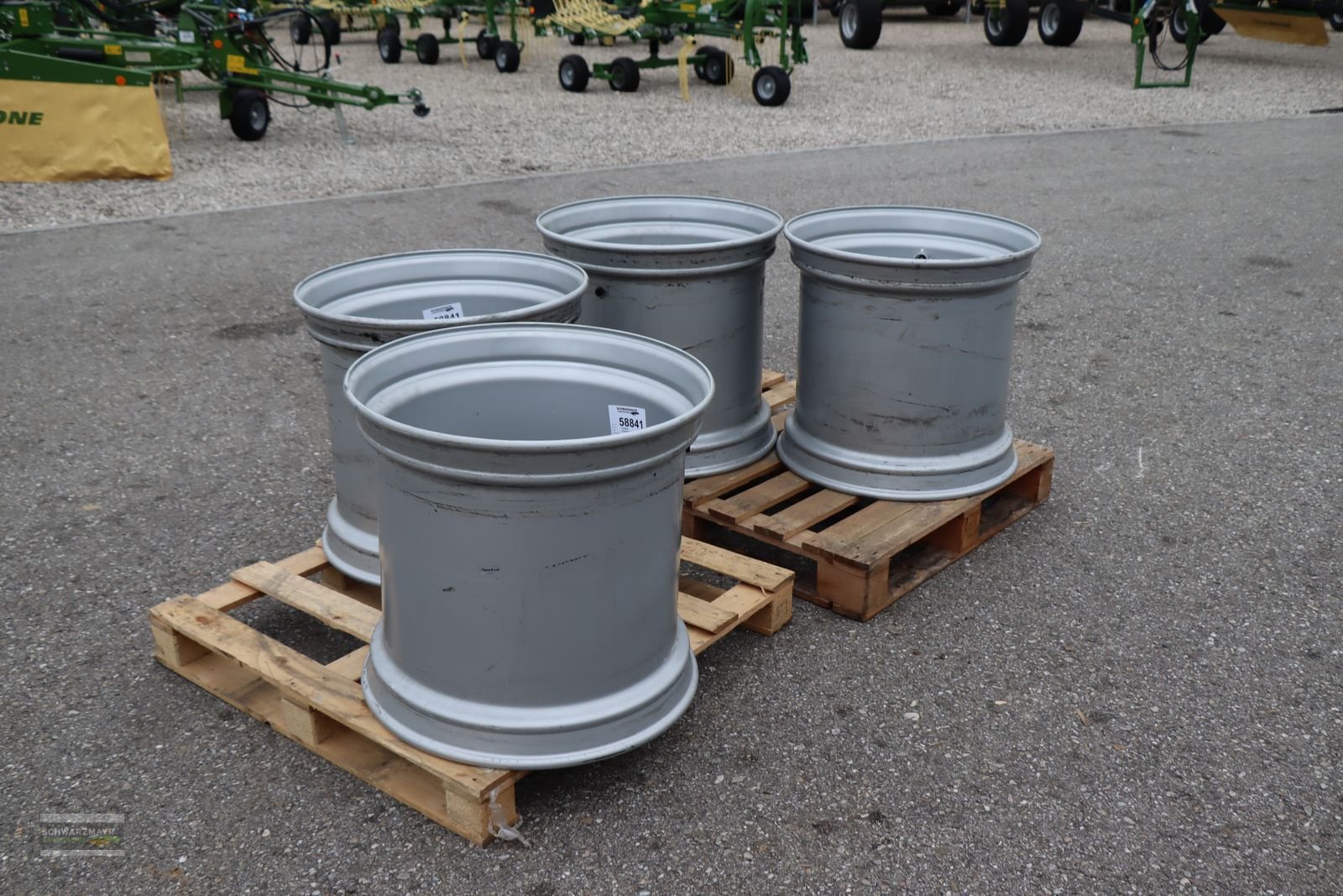 Rad des Typs Sonstige 24.00x26.5, Neumaschine in Gampern (Bild 4)