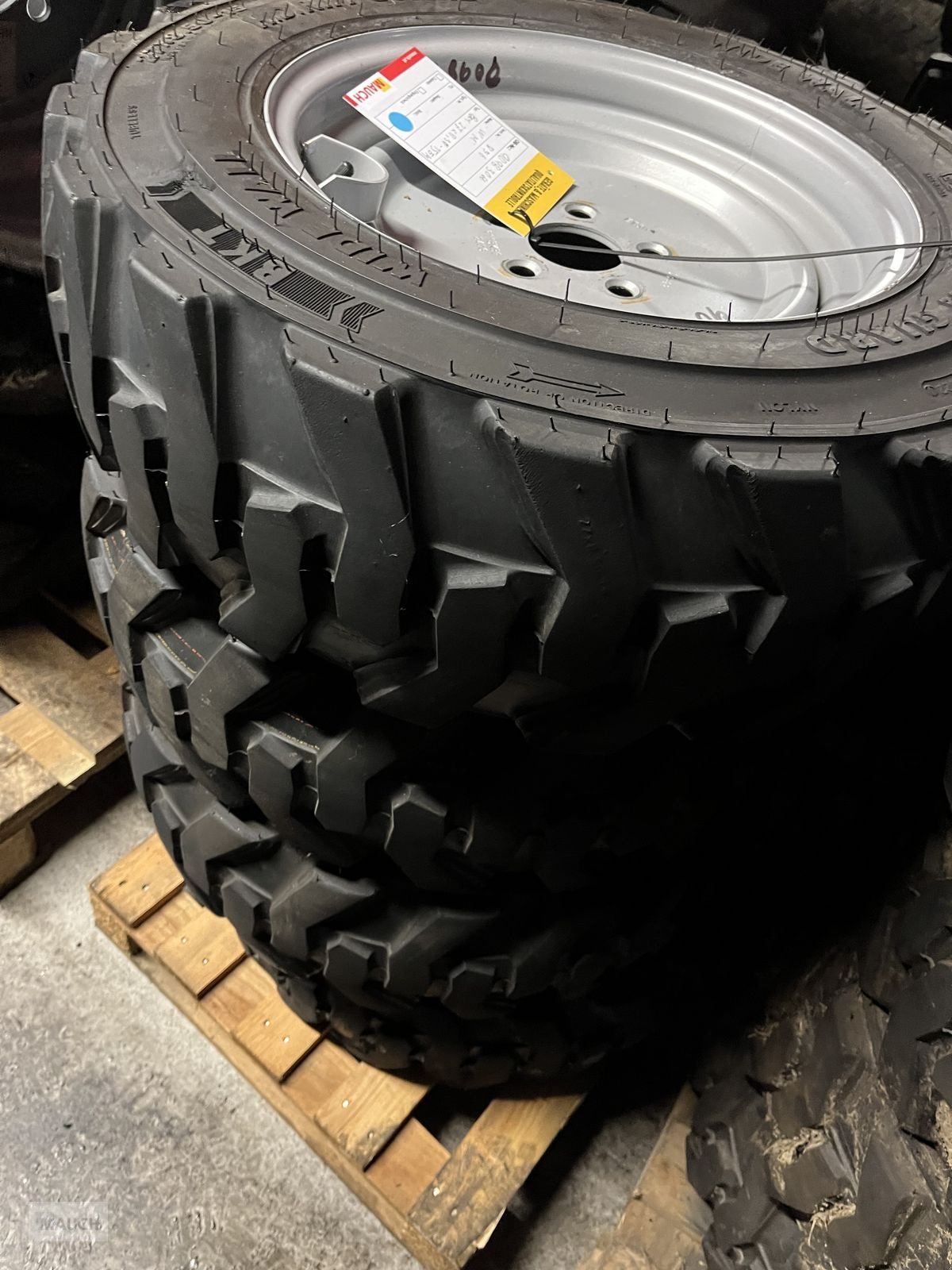 Rad Türe ait Sonstige 27x8.50-15EM ET30 5 Loch, Gebrauchtmaschine içinde Burgkirchen (resim 2)