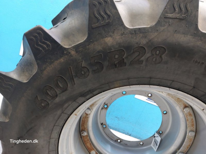 Rad des Typs Sonstige 28"   600/65R28, Gebrauchtmaschine in Hemmet (Bild 3)