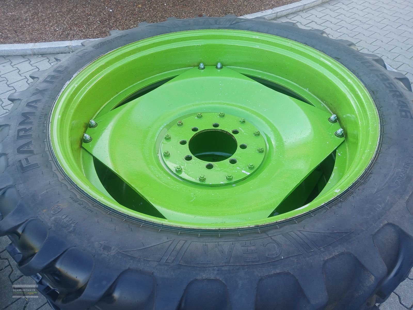 Rad des Typs Sonstige 300/95R46 + 230/95R32, Gebrauchtmaschine in Aurolzmünster (Bild 6)