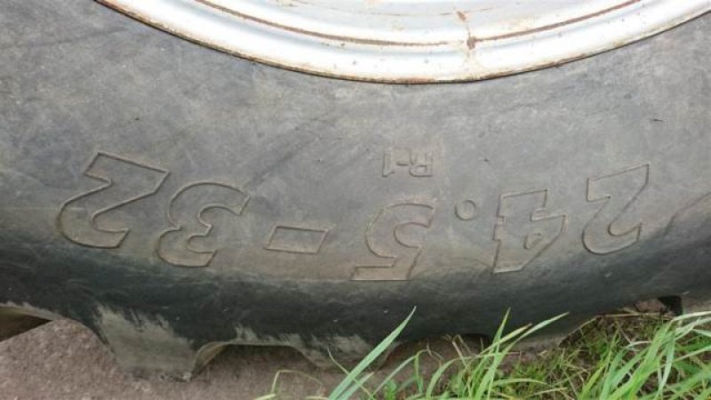 Rad typu Sonstige 32"   24.5-32, Gebrauchtmaschine v Hemmet (Obrázek 2)