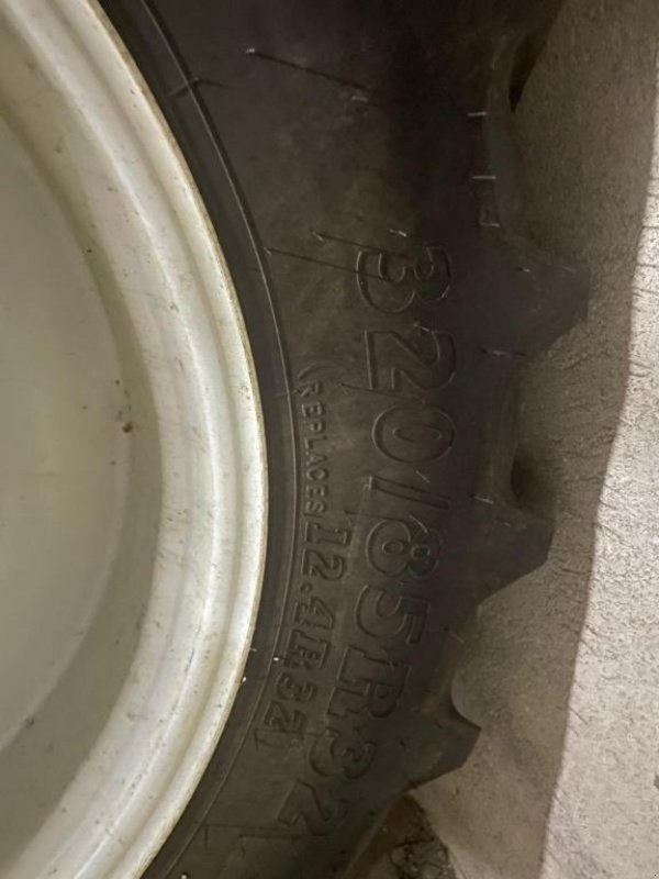 Rad of the type Sonstige 340/85R 46 320/85R 32 BKT, Gebrauchtmaschine in Straden (Picture 2)