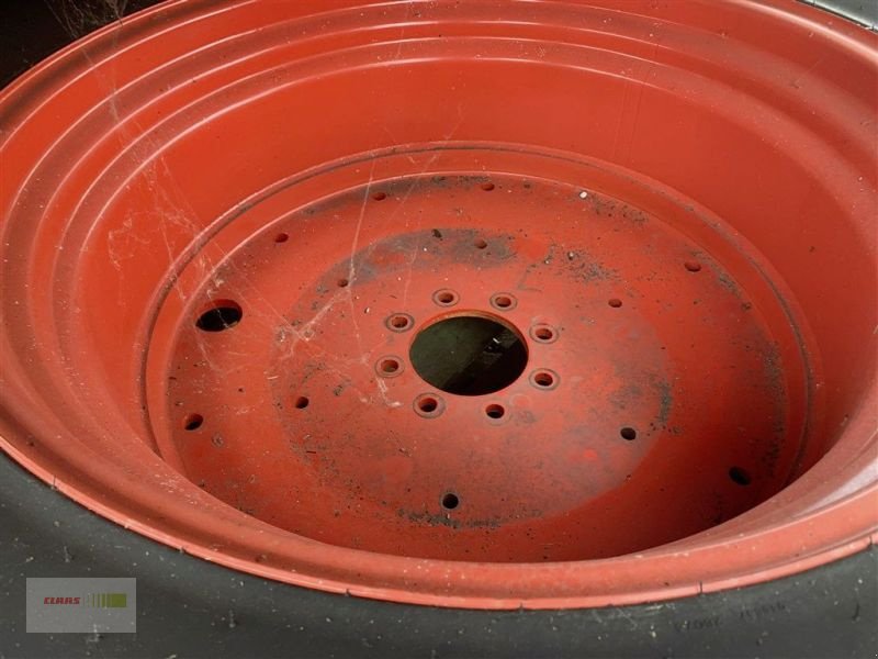 Rad des Typs Sonstige 380/70 R28 + 460/85 R34, Neumaschine in Töging am Inn (Bild 12)