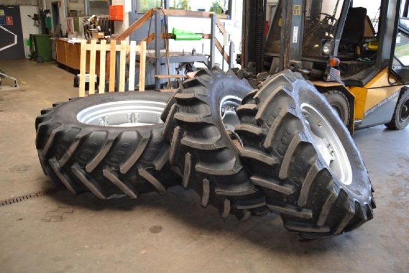 Rad типа Sonstige 420/70R24, Gebrauchtmaschine в Videbæk (Фотография 3)