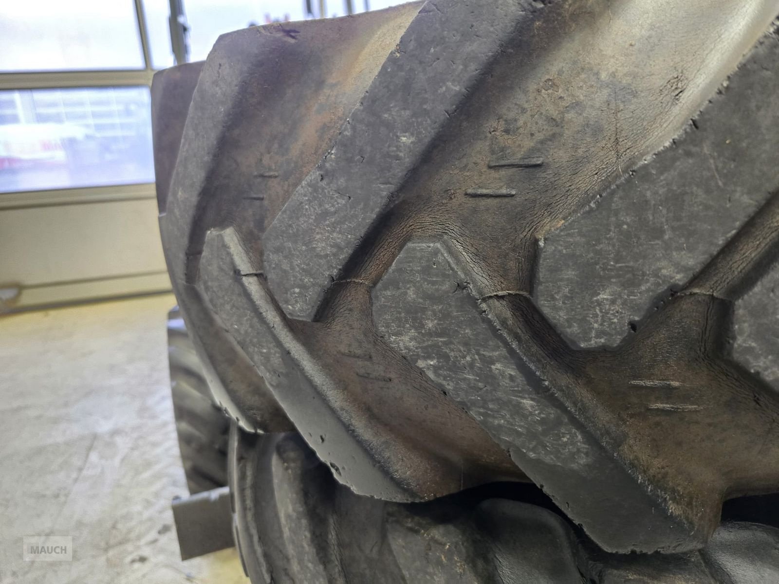 Rad типа Sonstige 4x 10.0/75-15.3 AS Kompletträder, Gebrauchtmaschine в Burgkirchen (Фотография 13)