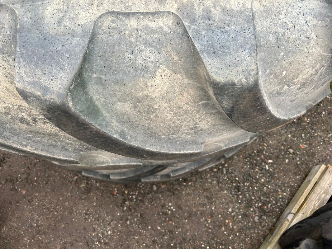 Rad des Typs Sonstige 600/70R28 + 650/85R38 Kompletträder, Gebrauchtmaschine in Sittensen (Bild 4)