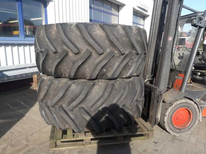 Rad of the type Sonstige 800/70 R38 GY, Gebrauchtmaschine in Vehlow (Picture 1)