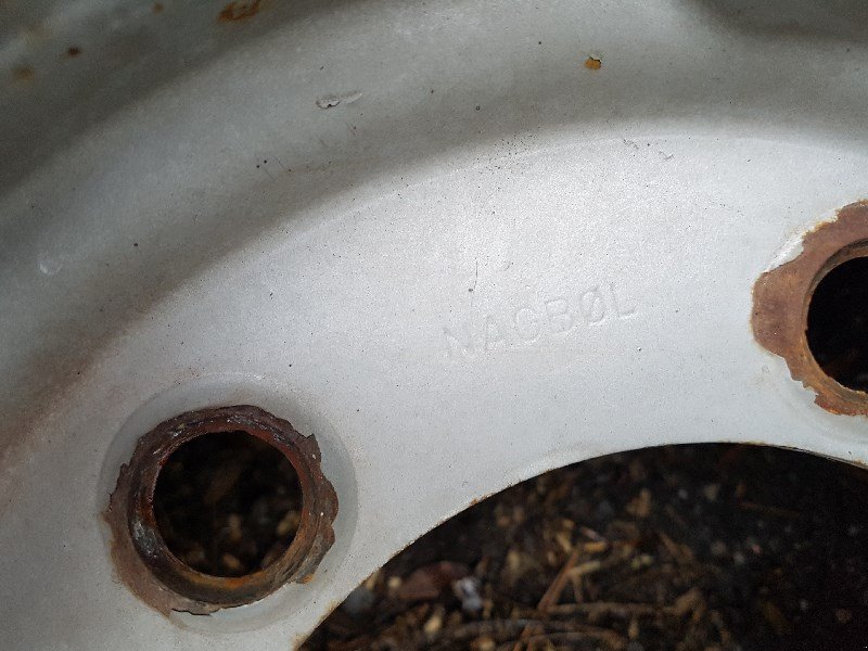 Rad типа Sonstige 9.00-15.3 Felge, Gebrauchtmaschine в Chur (Фотография 4)