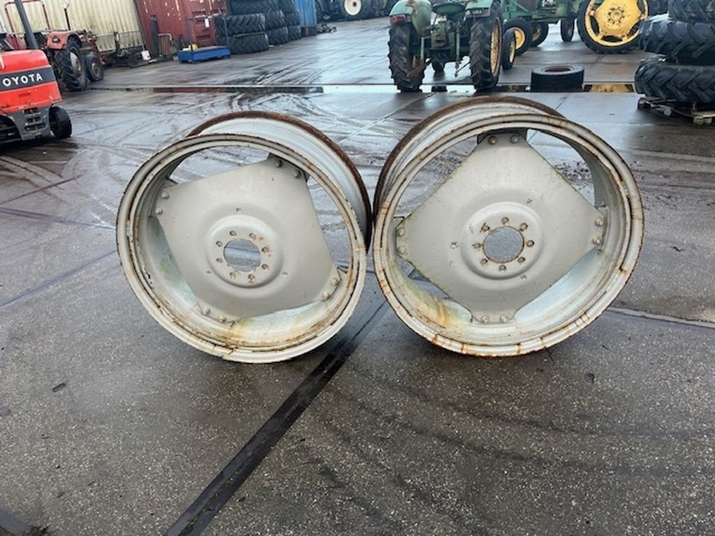 Rad des Typs Sonstige AGCO 15L38, Gebrauchtmaschine in Callantsoog (Bild 5)