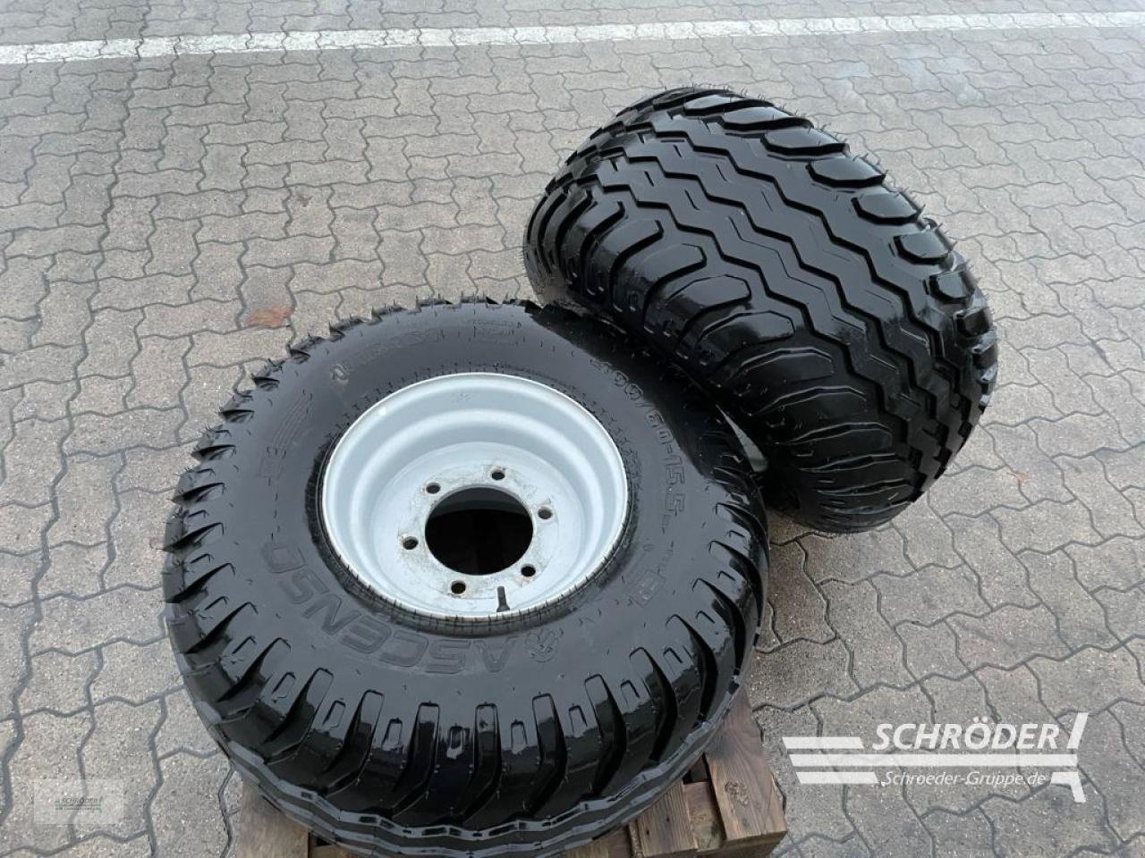 Rad типа Sonstige ASCENSO 2X 400/60-15.5, Gebrauchtmaschine в Twistringen (Фотография 3)