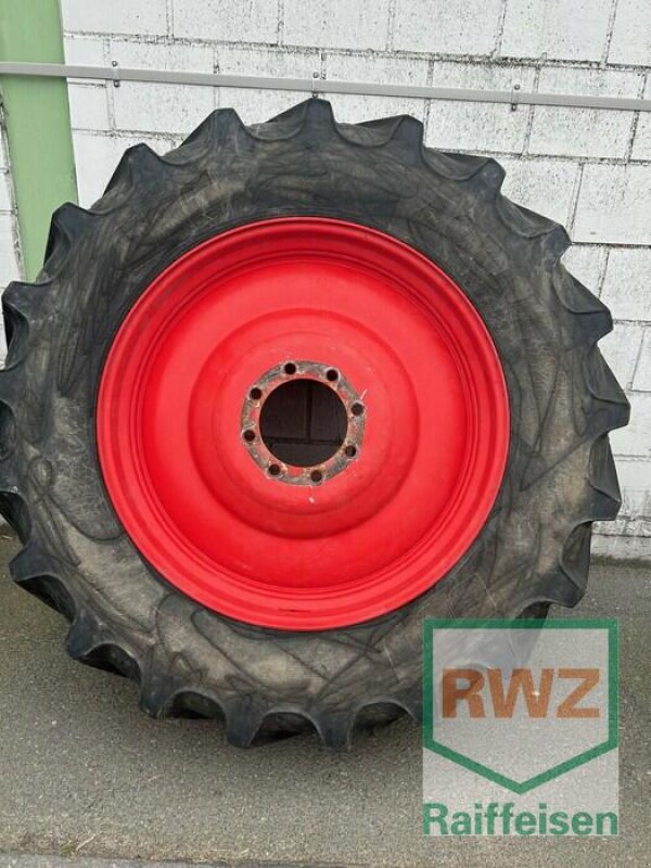Rad typu Sonstige Bereifung zum Fendt 300 Vario, Gebrauchtmaschine v Lorsch (Obrázek 1)