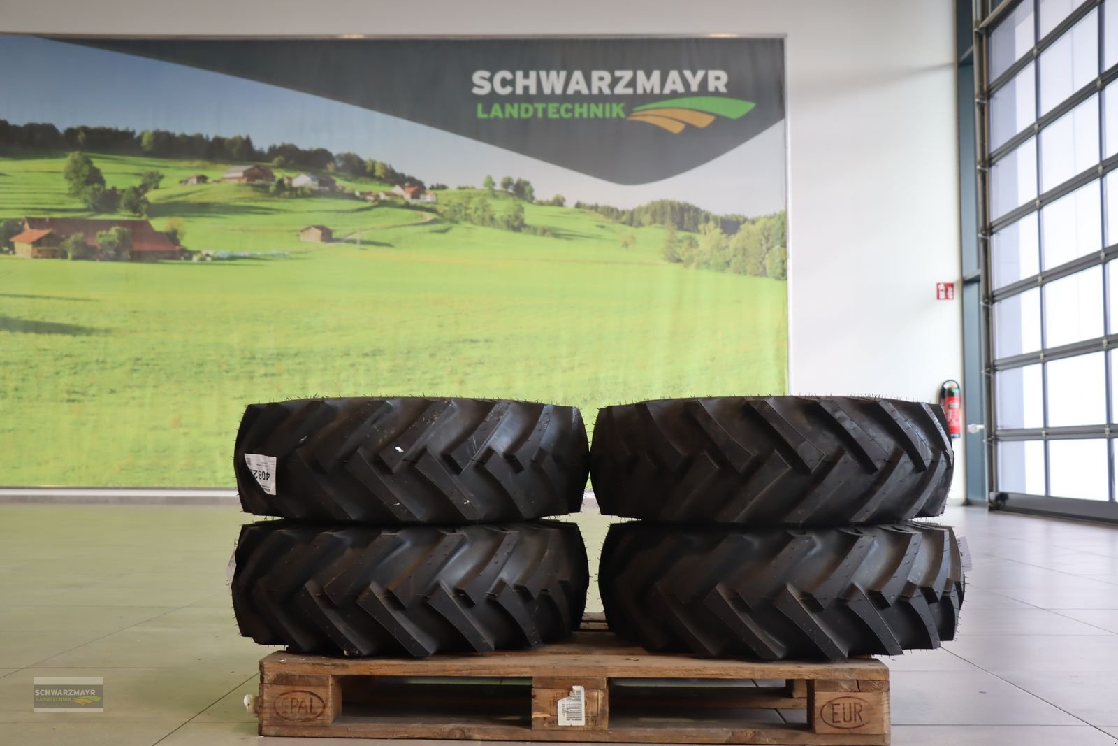 Rad des Typs Sonstige BKT 10.0/75-15,3 AS für Weidemann 1100 1200 1300, Vorführmaschine in Aurolzmünster (Bild 1)