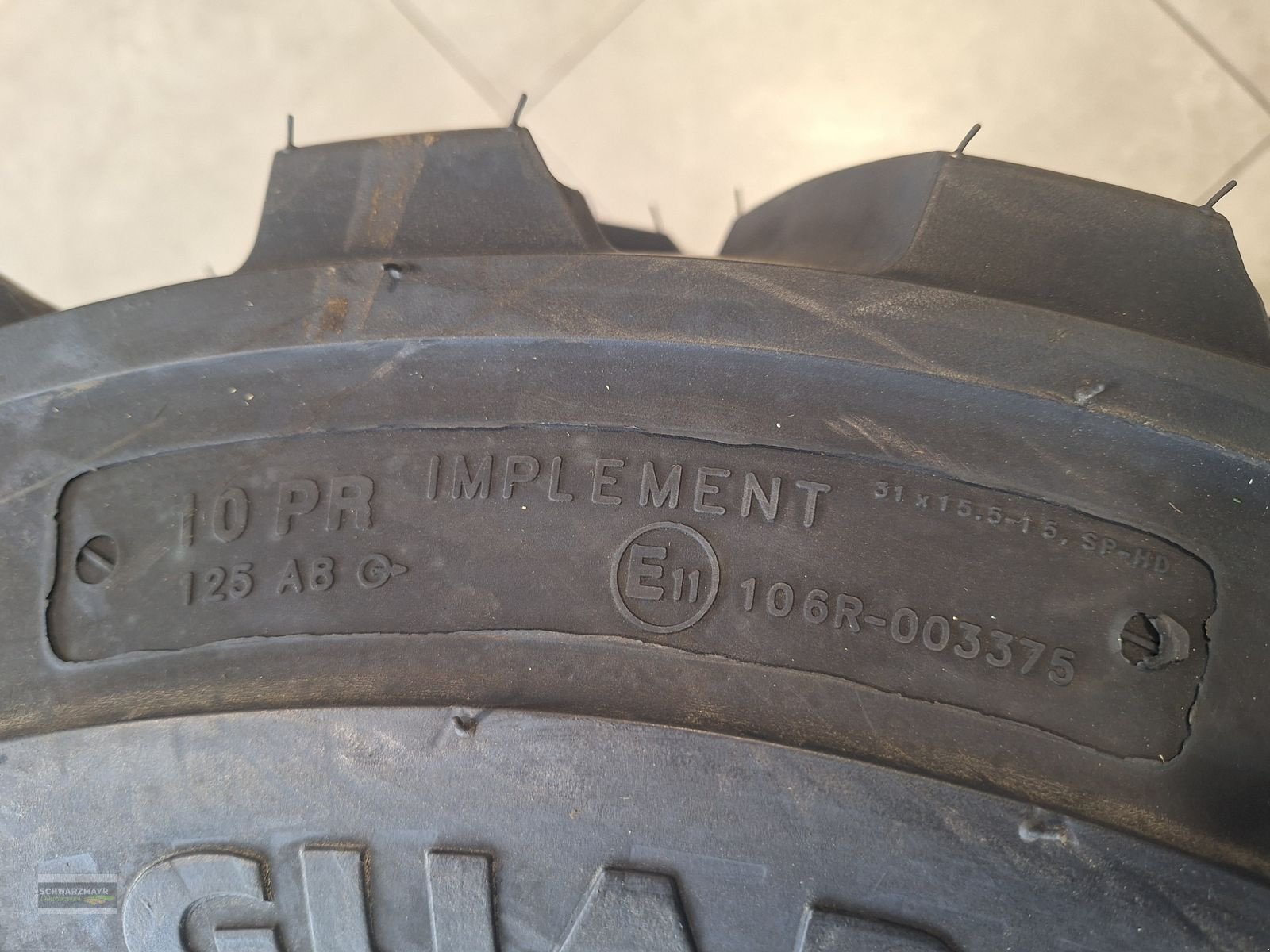 Rad of the type Sonstige BKT 31x15.50-15 EM SKID, Neumaschine in Gampern (Picture 10)