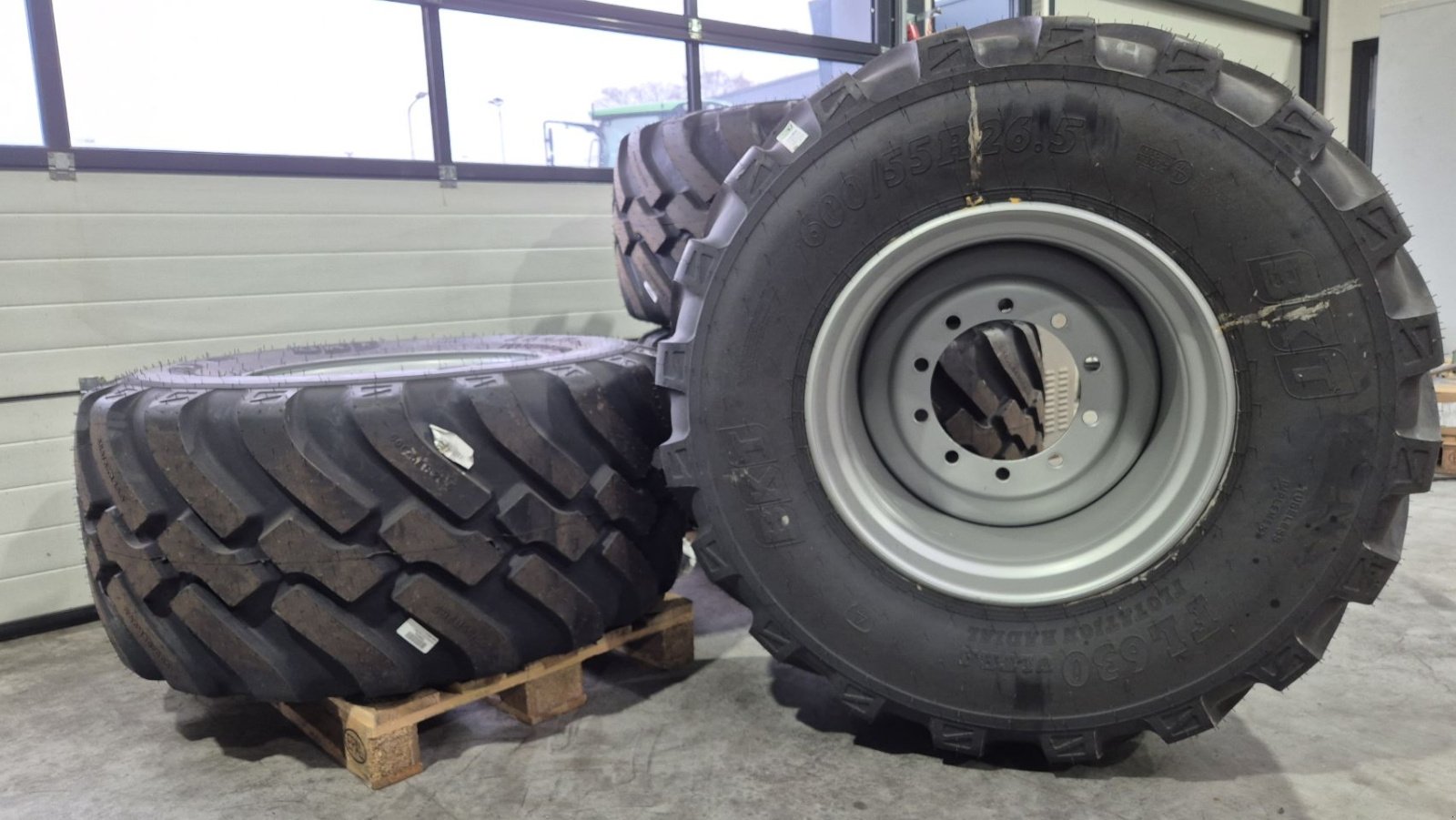 Rad des Typs Sonstige BKT FL630 Ultra 600/55R26.5 Nieuwe banden, Neumaschine in Schoonebeek (Bild 3)