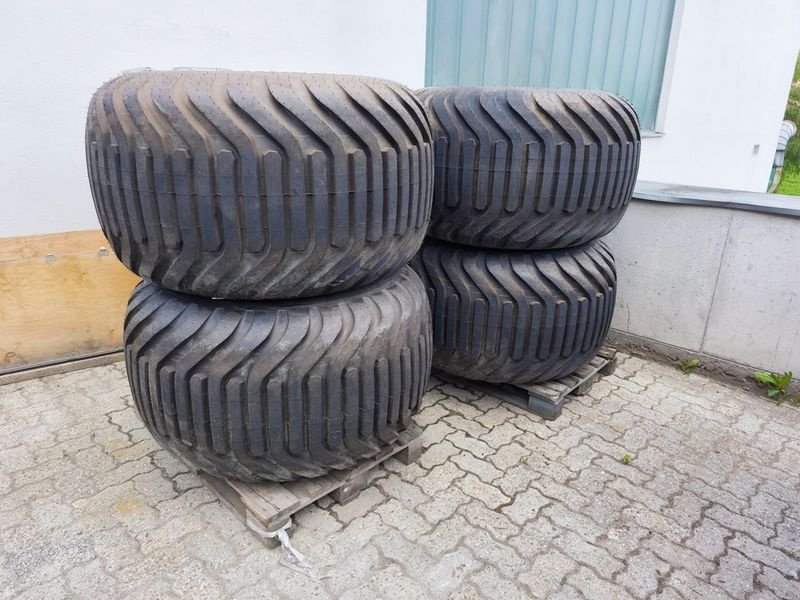 Rad des Typs Sonstige Ceat 700/50-22,5 Räder Flotation T422 TL 16PR, Neumaschine in St. Marienkirchen (Bild 1)