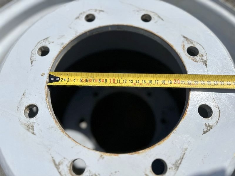 Rad des Typs Sonstige Garn. CEAT 320/85R28 u. 320/90R42 Räder, Gebrauchtmaschine in St. Marienkirchen (Bild 8)