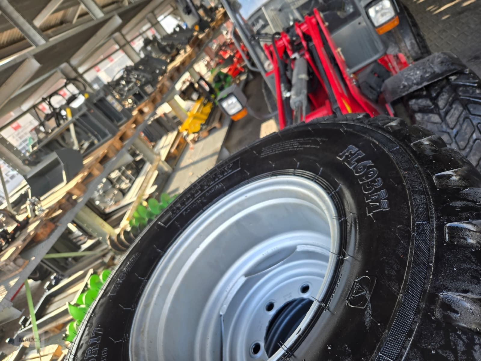 Rad типа Sonstige Garnitur 425/55 R17 Ridemax FL693 ET-85, Gebrauchtmaschine в Burgkirchen (Фотография 2)