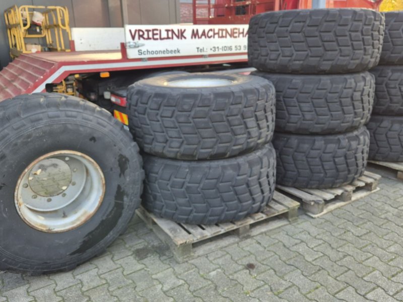 Rad of the type Sonstige Michelin 525/65R20.5 op velg 20.5R20.5, Gebrauchtmaschine in Schoonebeek (Picture 1)