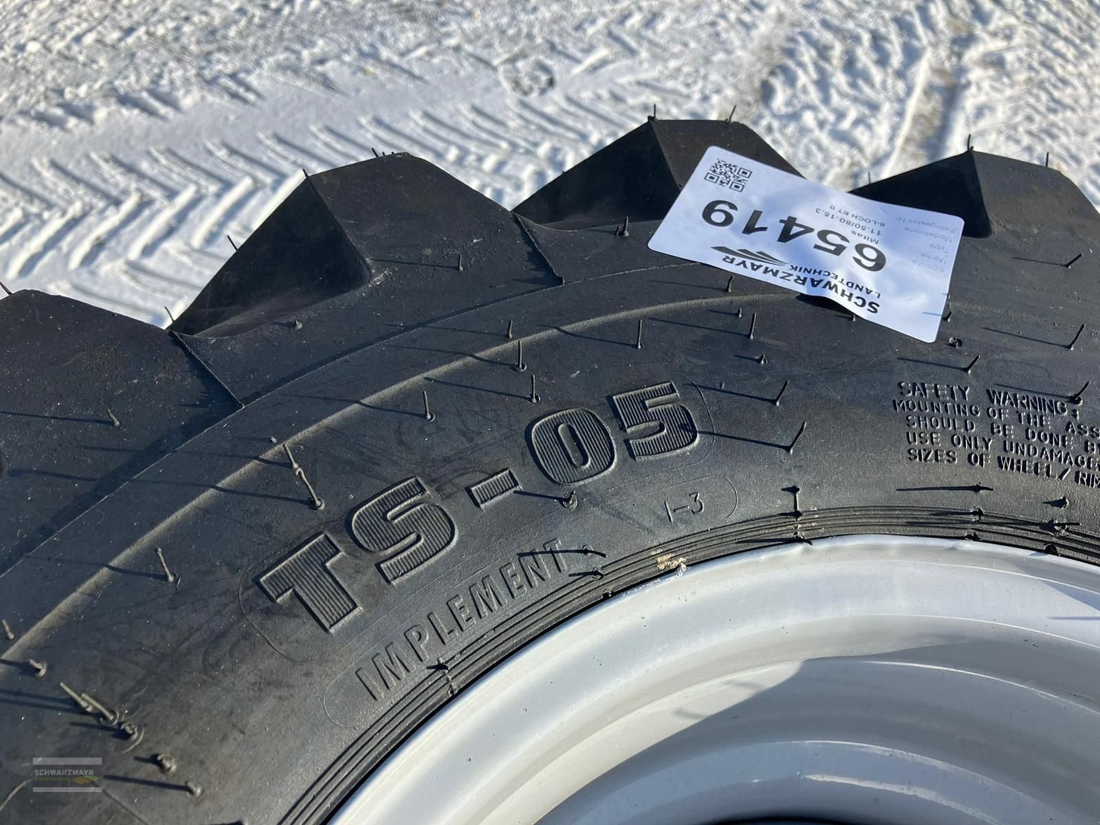 Rad des Typs Sonstige Mitas 11.50/80-15.3, Neumaschine in Gampern (Bild 3)