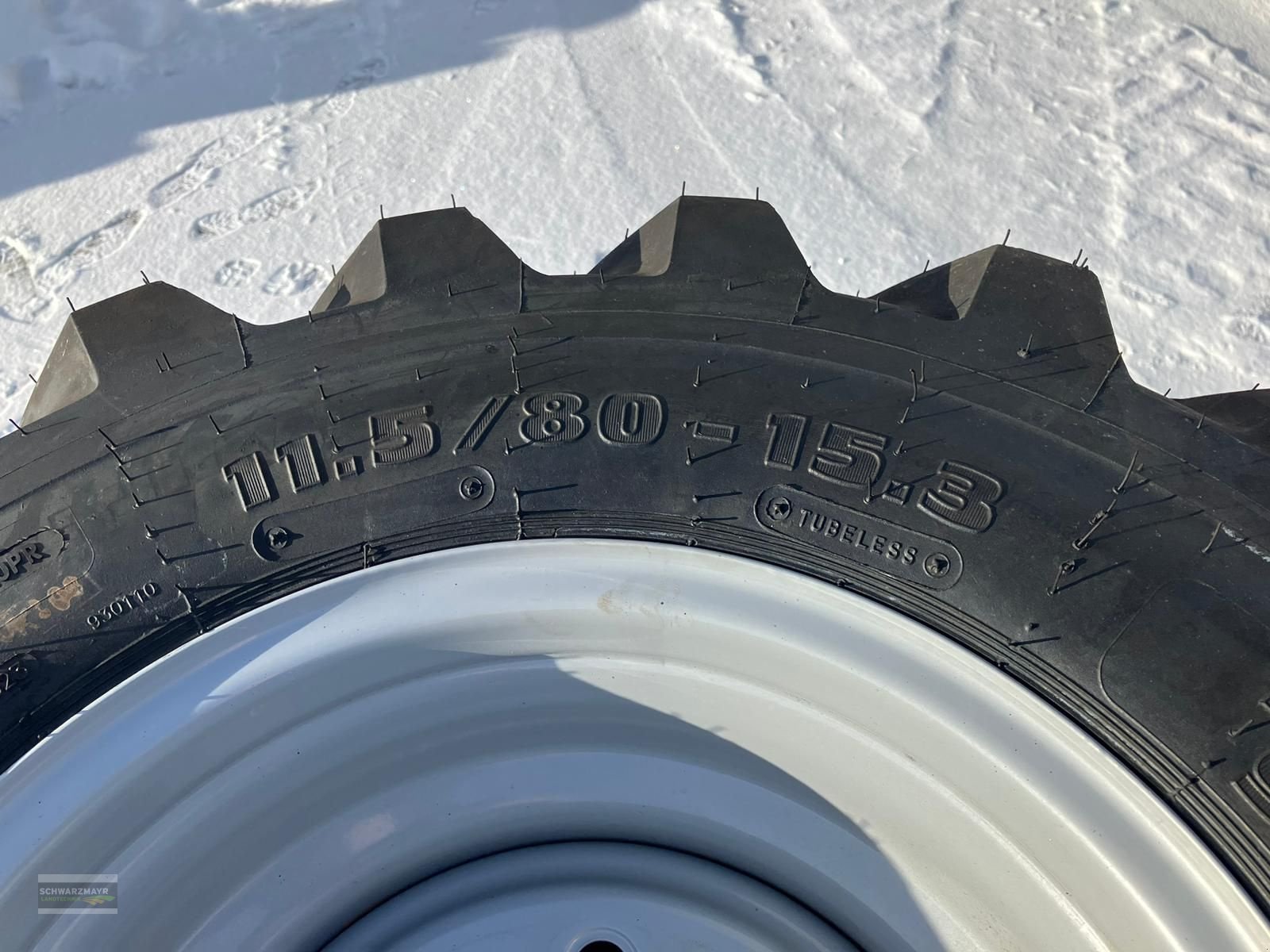 Rad des Typs Sonstige Mitas 11.50/80-15.3, Neumaschine in Gampern (Bild 2)