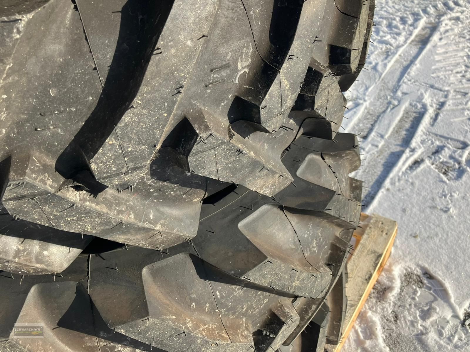 Rad des Typs Sonstige Mitas 11.50/80-15.3, Neumaschine in Gampern (Bild 9)