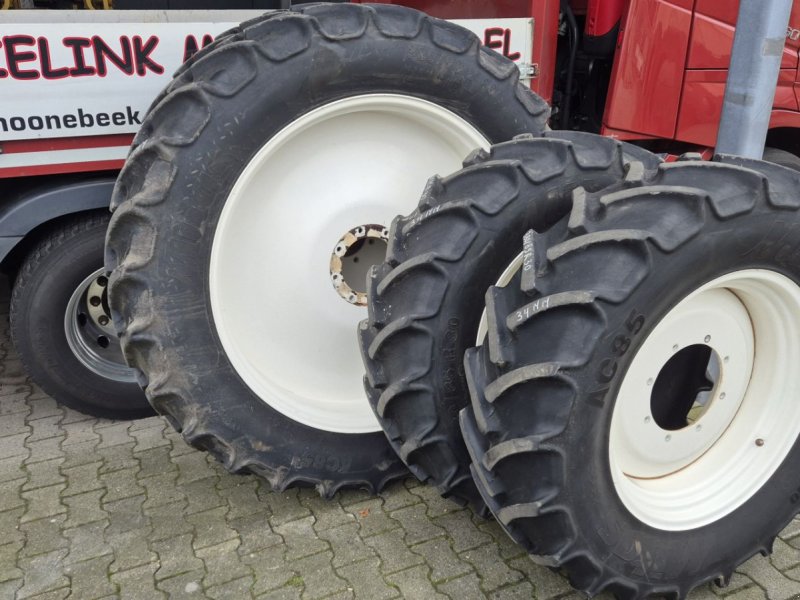Rad типа Sonstige Mitas AC85 op New Holland velgen 380/90R46 en 380/85R30, Gebrauchtmaschine в Schoonebeek (Фотография 1)