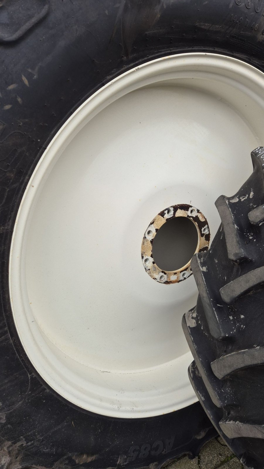 Rad typu Sonstige Mitas AC85 op New Holland velgen 380/90R46 en 380/85R30, Gebrauchtmaschine v Schoonebeek (Obrázek 2)