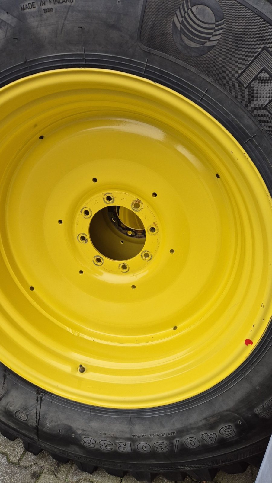 Rad типа Sonstige NOKIAN TRI 2 540/80R38 en 440/80R28 op velgen, Gebrauchtmaschine в Schoonebeek (Фотография 4)