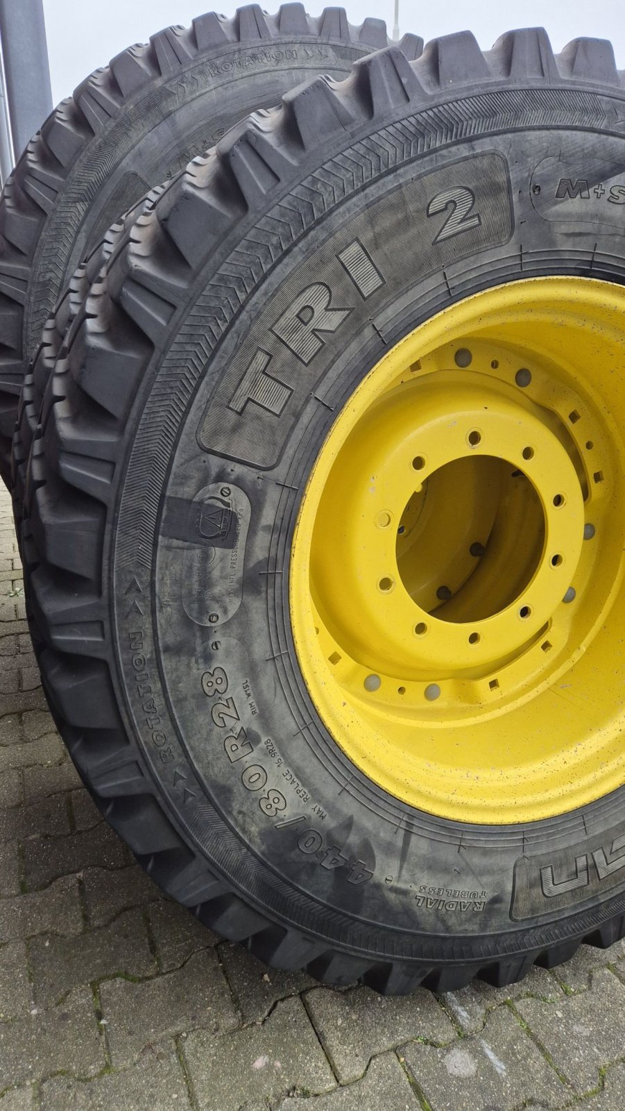 Rad типа Sonstige NOKIAN TRI 2 540/80R38 en 440/80R28 op velgen, Gebrauchtmaschine в Schoonebeek (Фотография 5)
