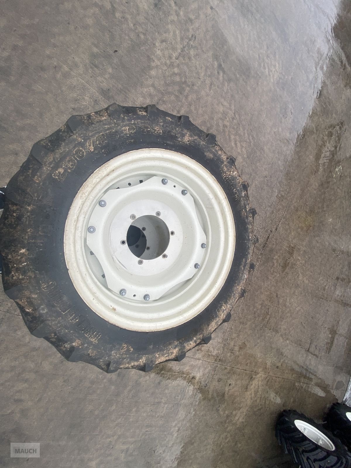 Rad типа Sonstige Pflegebereifung 340/85R38+280/85R28 Steyr Kompak, Gebrauchtmaschine в Burgkirchen (Фотография 2)