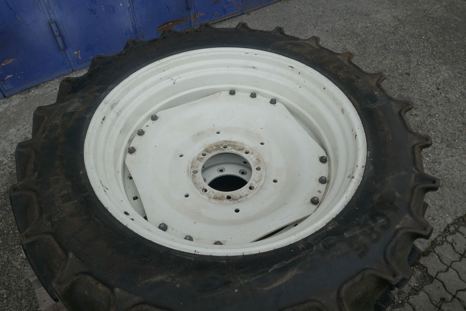 Rad del tipo Sonstige Pflegebereifung NH oder Steyr Kompakt, Gebrauchtmaschine In Villach (Immagine 2)