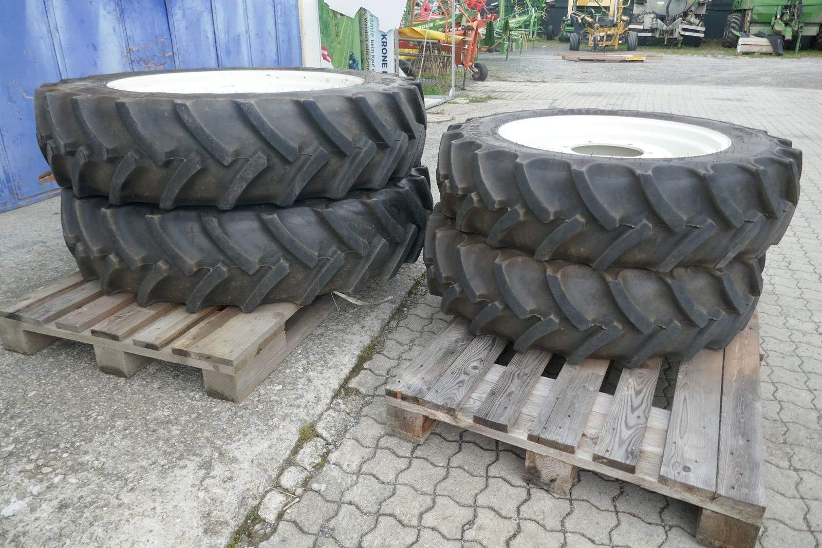 Rad del tipo Sonstige Pflegebereifung NH oder Steyr Kompakt, Gebrauchtmaschine In Villach (Immagine 1)