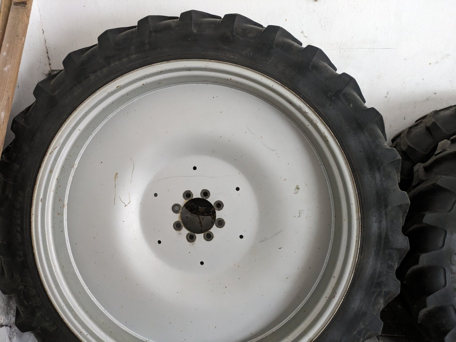 Rad типа Sonstige Pflegebereifung, Gebrauchtmaschine в Osterhofen (Фотография 3)