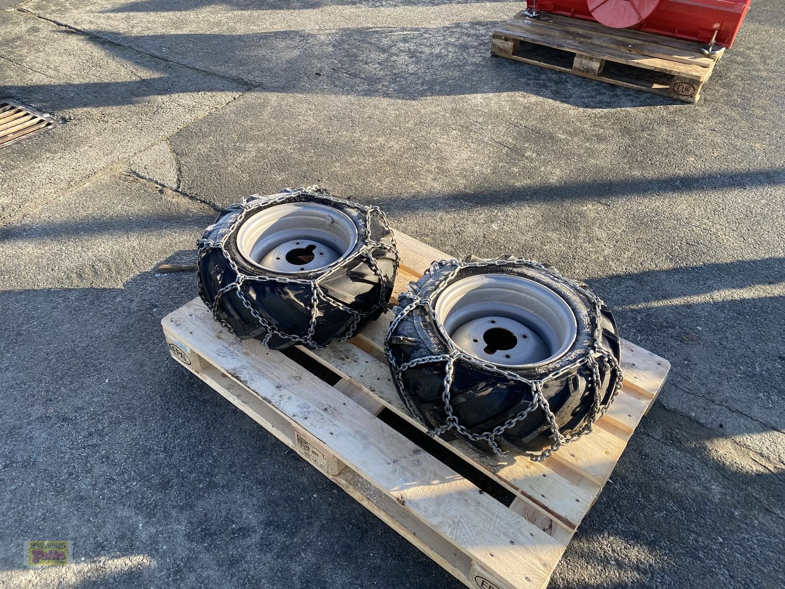 Rad des Typs Sonstige Räder mit Schneeketten für Aebi CC 56/66, Gebrauchtmaschine in Kötschach (Bild 5)