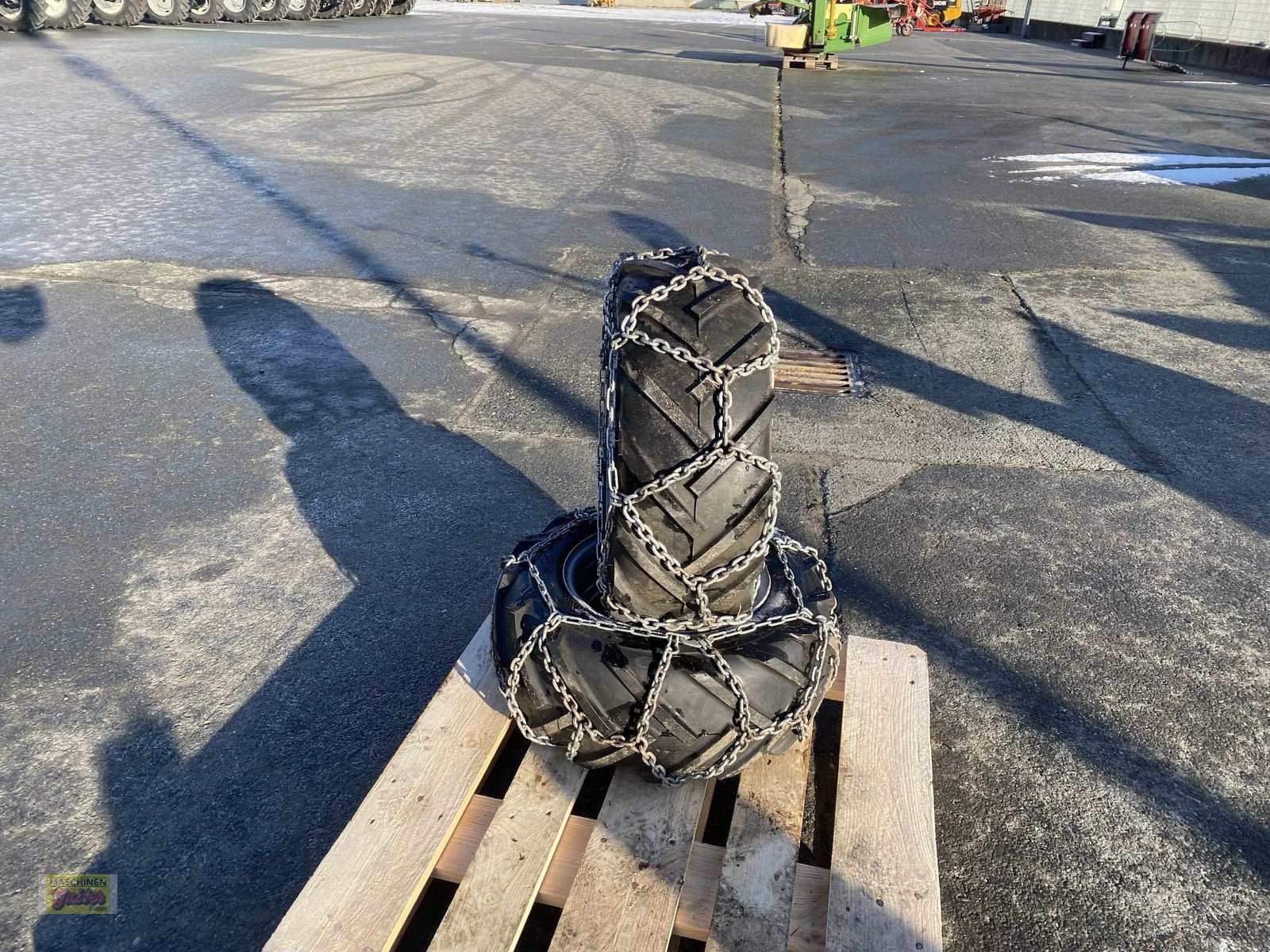 Rad des Typs Sonstige Räder mit Schneeketten für Aebi CC 56/66, Gebrauchtmaschine in Kötschach (Bild 13)