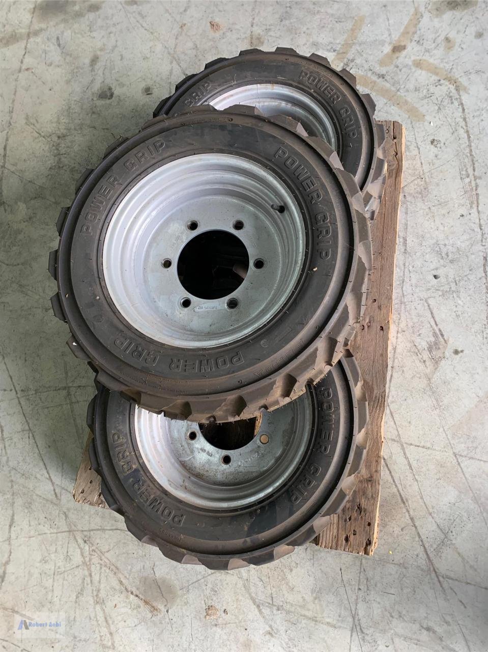 Rad des Typs Sonstige THALER 27x8.50-15, Neumaschine in Wittlich (Bild 2)