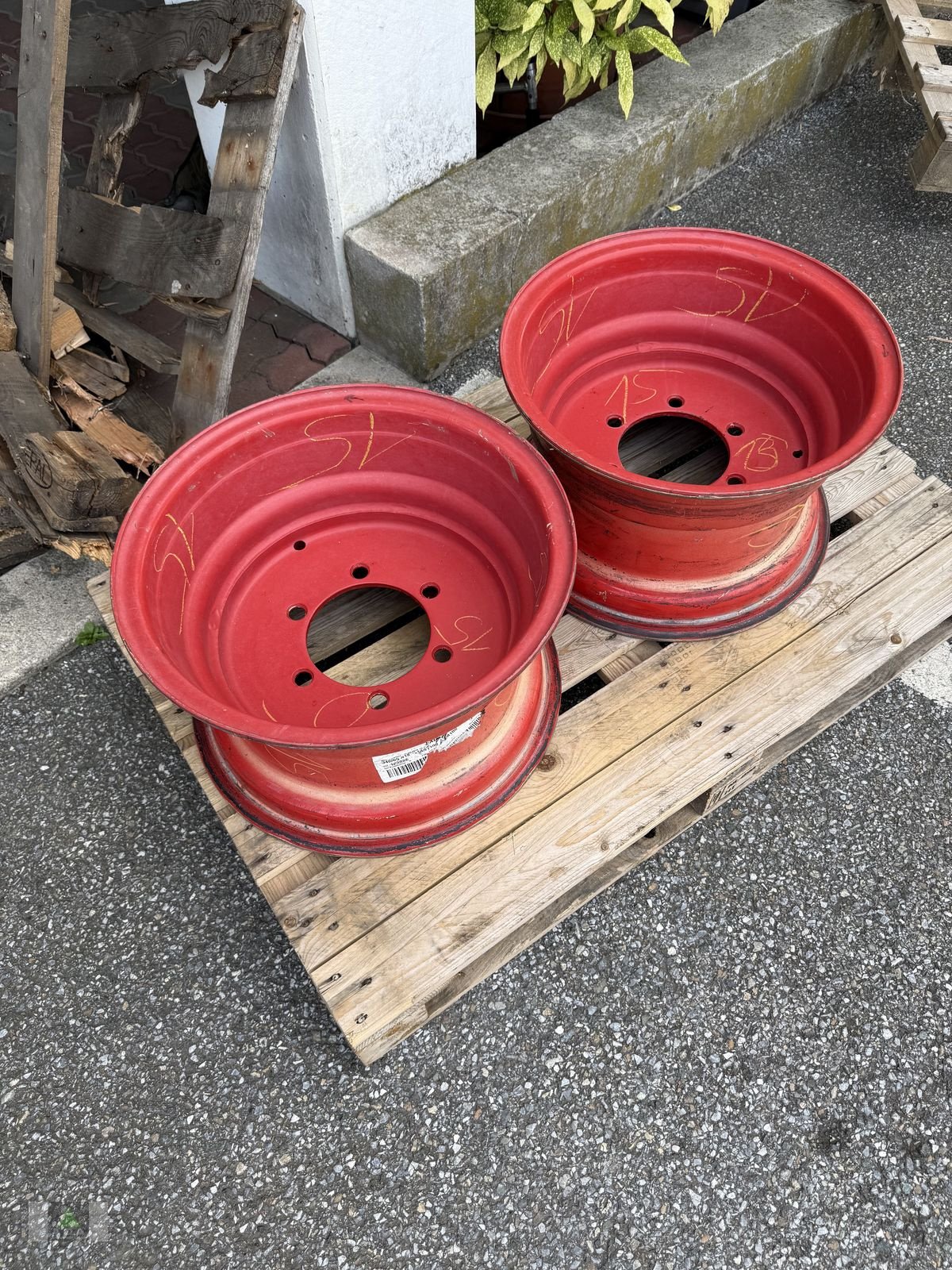 Rad del tipo Sonstige Verschieden Reifen von Trelleborg BKT Michelin, Neumaschine en Markt Hartmannsdorf (Imagen 16)