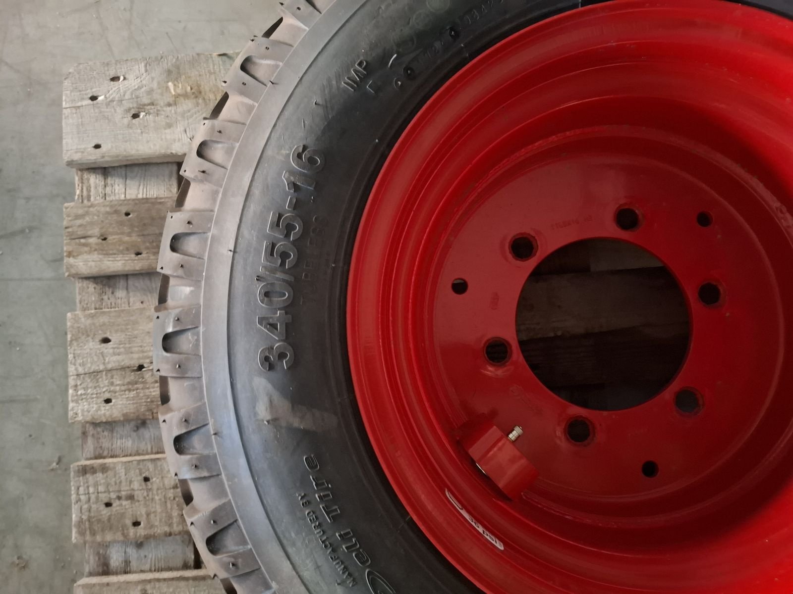 Rad типа Starco 340/55-16, Gebrauchtmaschine в Saxen (Фотография 4)