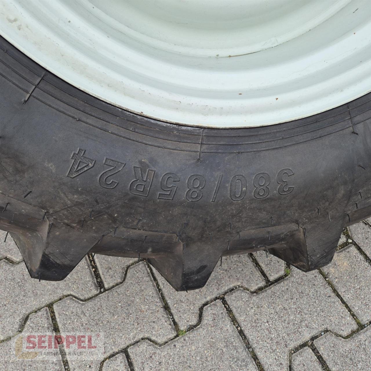 Rad typu Steyr 380/85R24 STEYR Starmax, Gebrauchtmaschine v Groß-Umstadt (Obrázek 2)