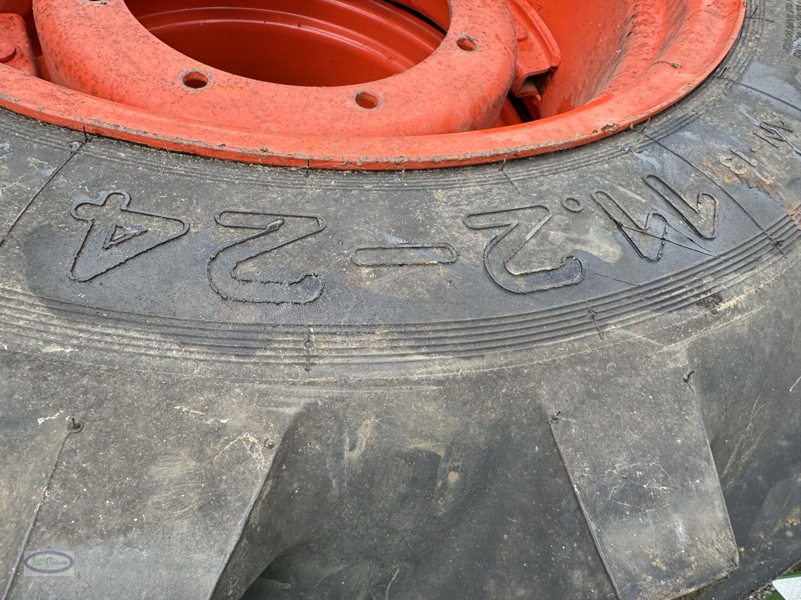 Rad typu Stomil 12.4-32  11.2-24, Neumaschine v Münzkirchen (Obrázek 4)