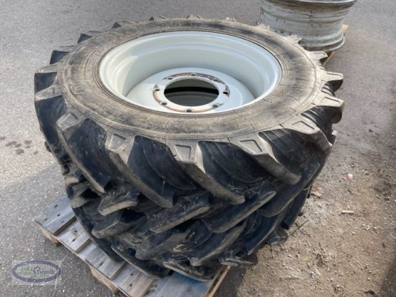 Rad a típus Taurus 12.4R24, Gebrauchtmaschine ekkor: Münzkirchen (Kép 2)