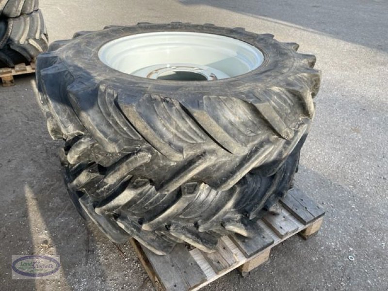 Rad a típus Taurus 12.4R24, Gebrauchtmaschine ekkor: Münzkirchen (Kép 1)