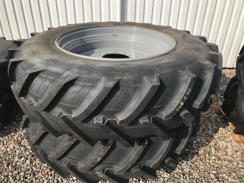 Rad typu Taurus 20.8-42 komplet sæt nye hjul, Gebrauchtmaschine v Ringe (Obrázek 1)