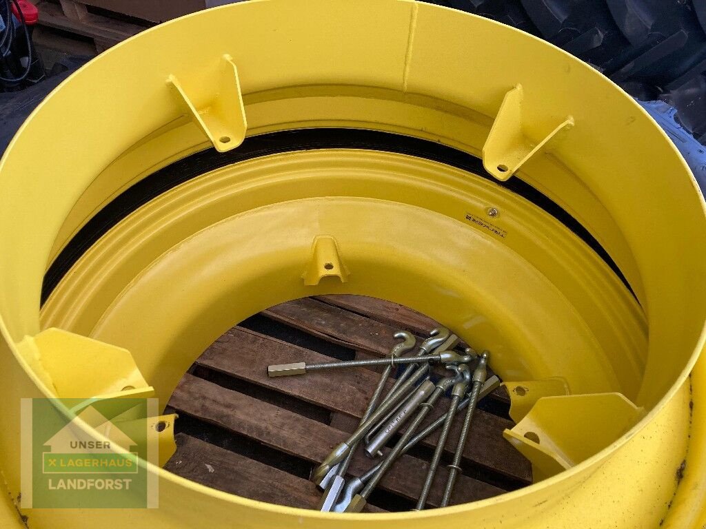 Rad Türe ait Taurus 270/95 R 48, Neumaschine içinde Murau (resim 4)