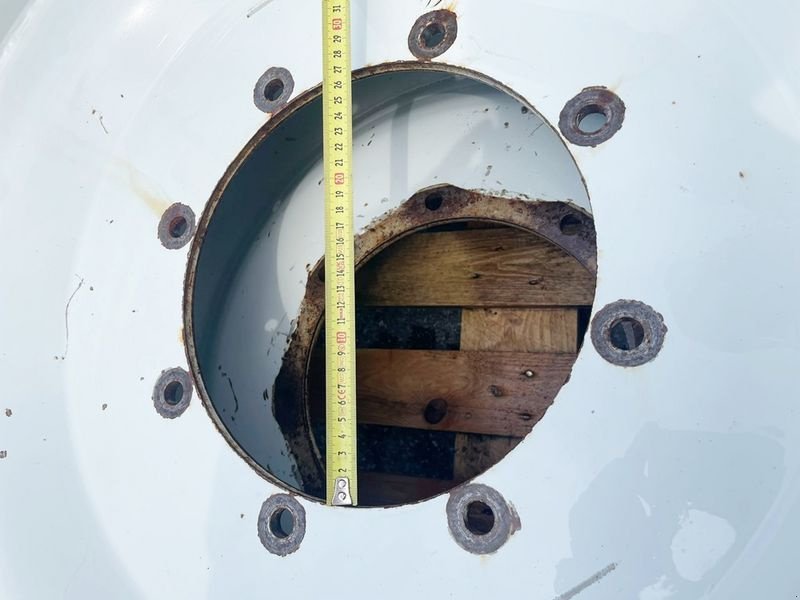 Rad del tipo Taurus 270/95 R32 Pflegeräder, Gebrauchtmaschine In St. Marienkirchen (Immagine 5)