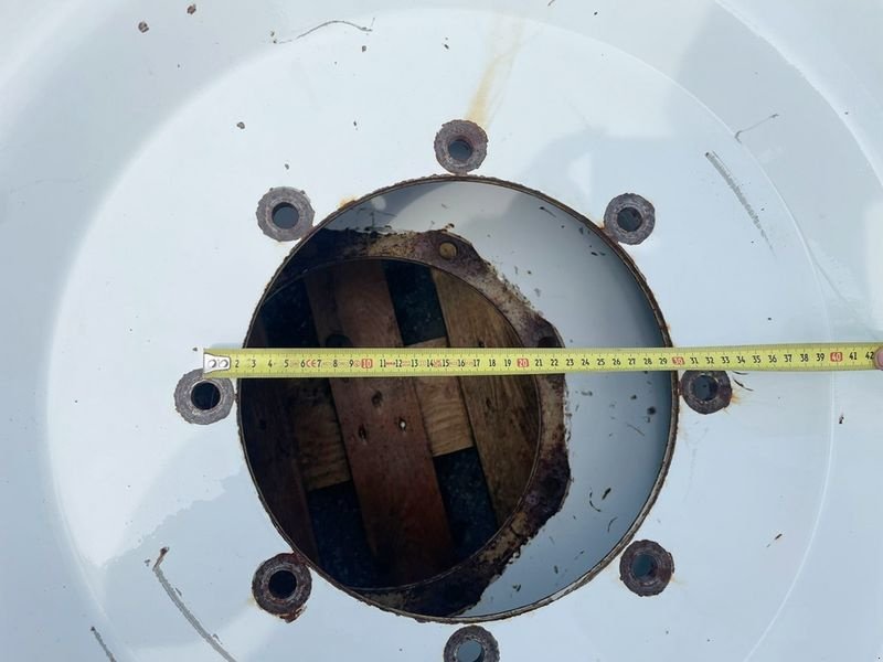 Rad del tipo Taurus 270/95 R32 Pflegeräder, Gebrauchtmaschine In St. Marienkirchen (Immagine 6)