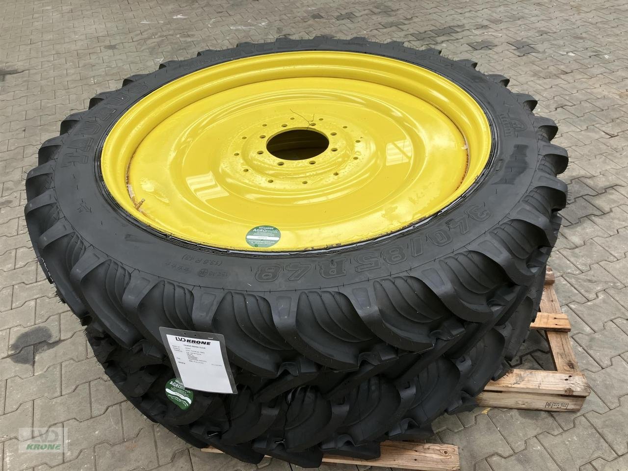 Rad des Typs Taurus 340/85R48, Gebrauchtmaschine in Spelle (Bild 1)